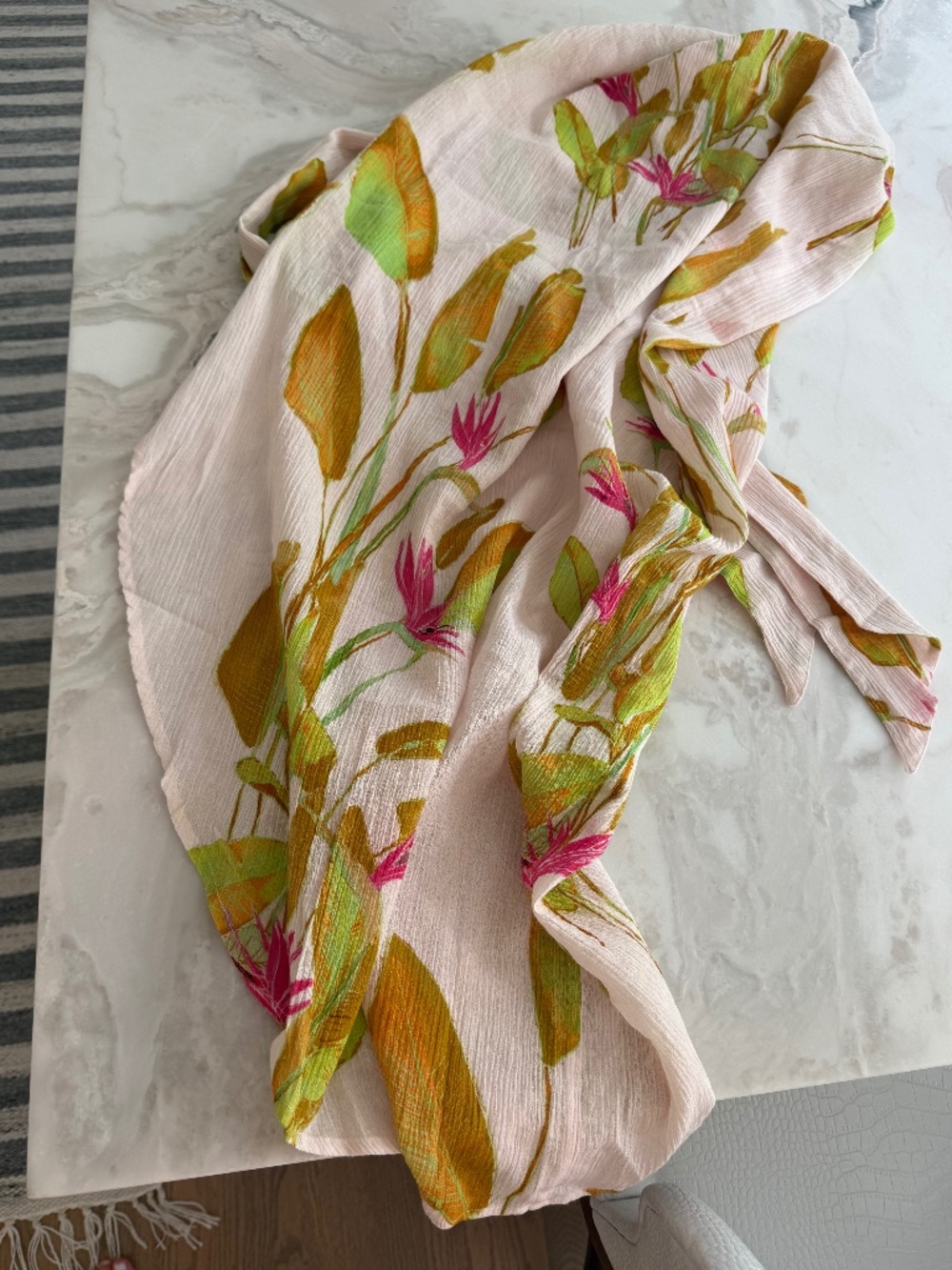 Coniglio Wrap Around Slit Midi in Birds of Paradise Island Breeze - Picture 4 of 4